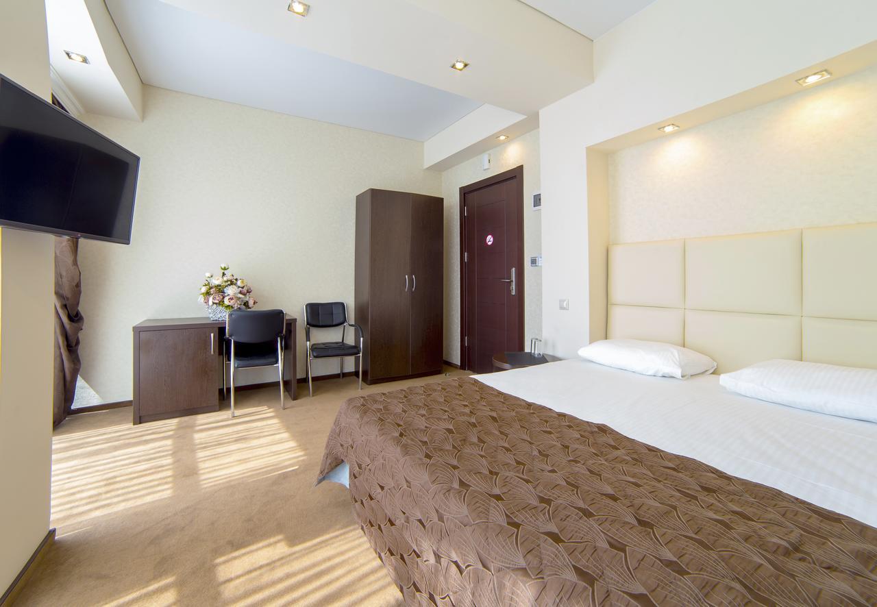 Grand Hotel Gagra Buitenkant foto
