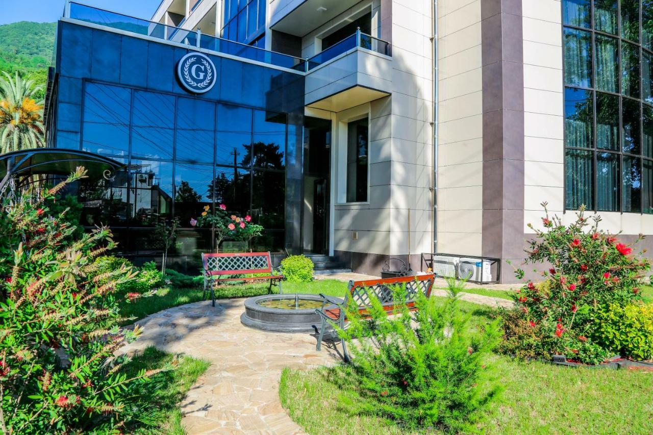 Grand Hotel Gagra Buitenkant foto