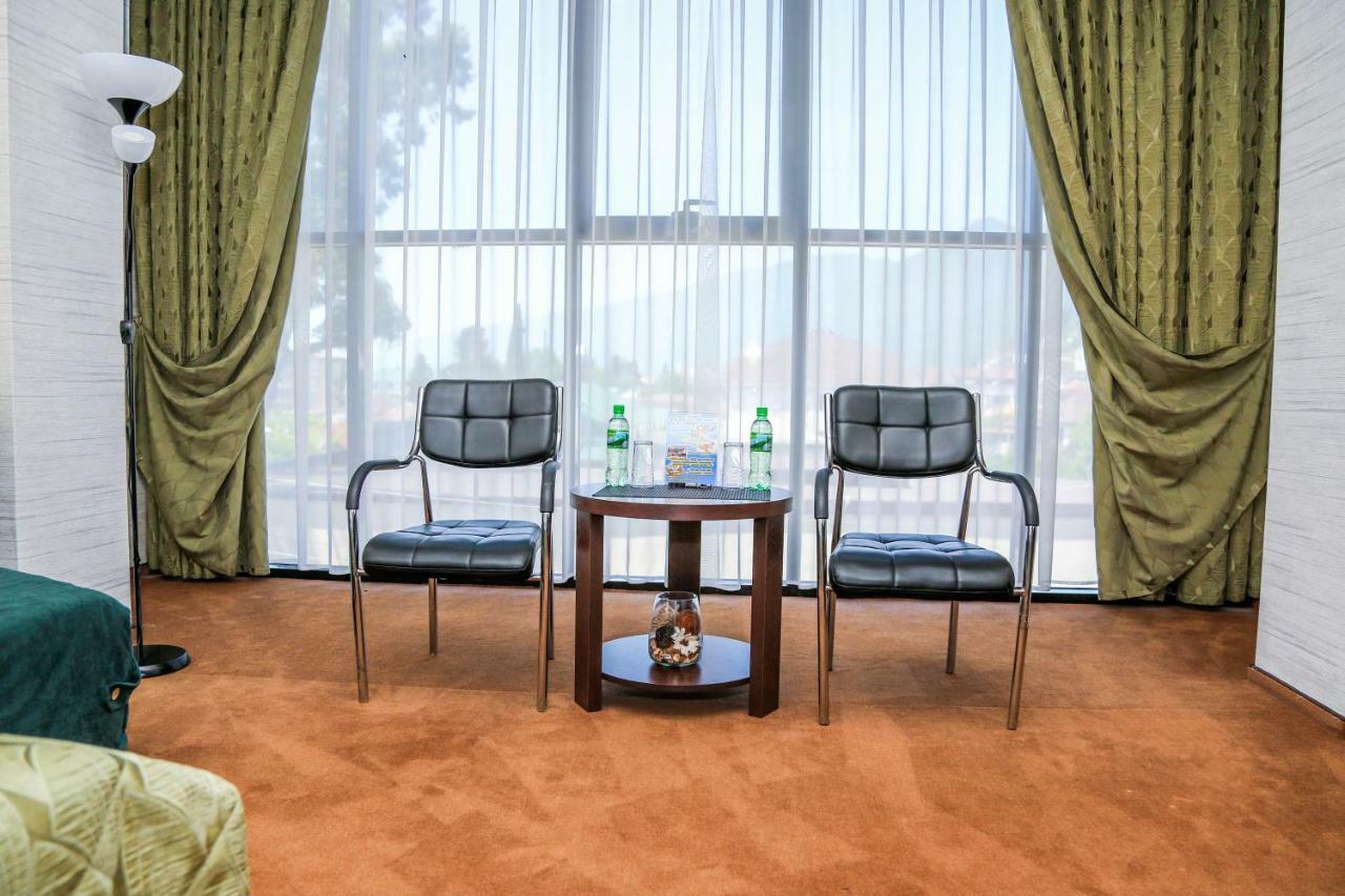 Grand Hotel Gagra Buitenkant foto