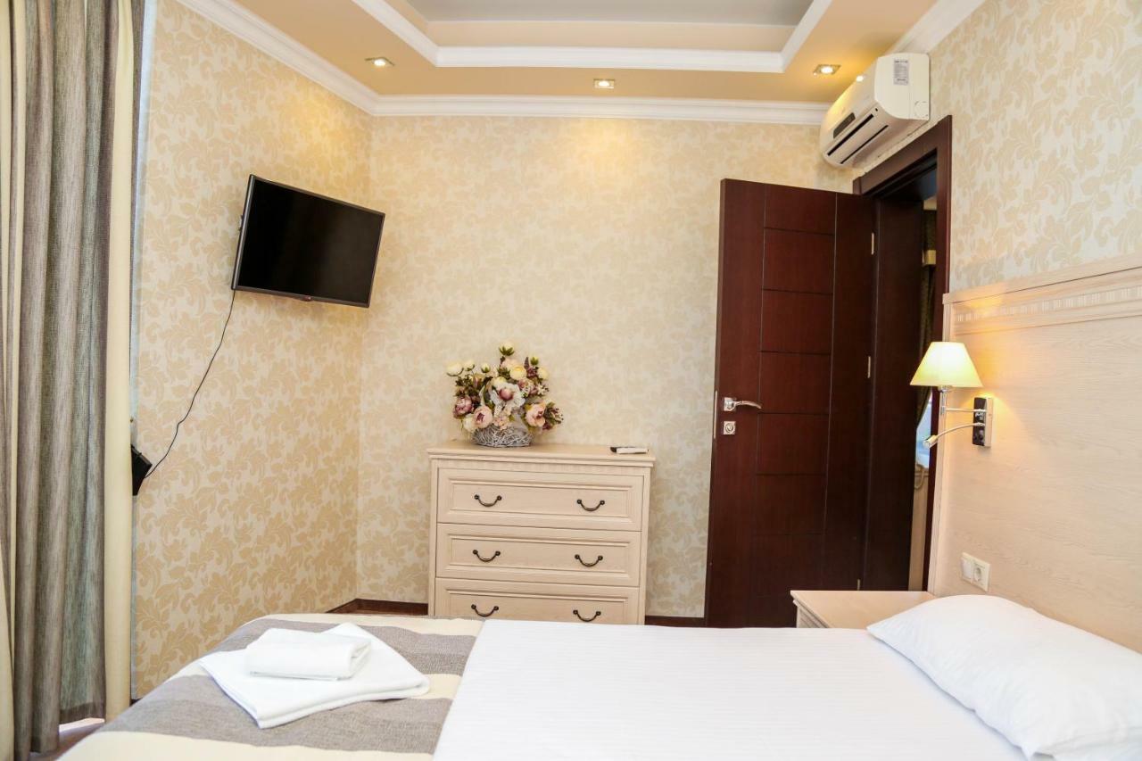Grand Hotel Gagra Buitenkant foto